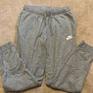 Nike Women's Sportswear Club Fleece Mid-Rise Joggers Color: Grey   Size: S